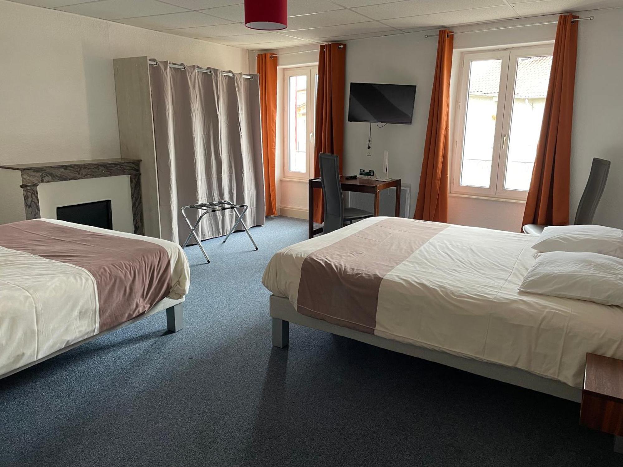 Logis Hotel Restaurant Des Voyageurs Saint-Paulien المظهر الخارجي الصورة