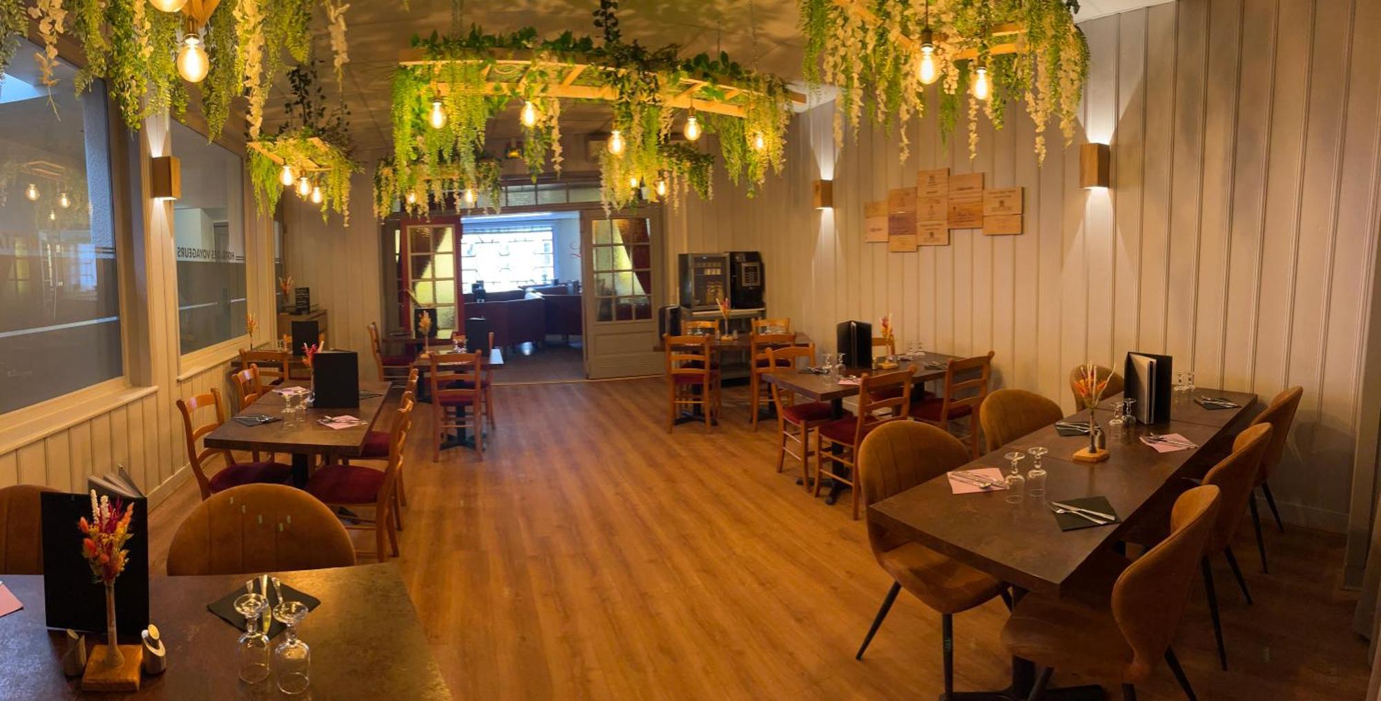 Logis Hotel Restaurant Des Voyageurs Saint-Paulien المظهر الخارجي الصورة